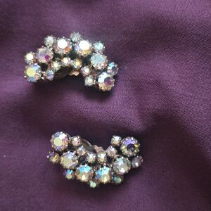 Elegant Vintage Clip-on Earrings